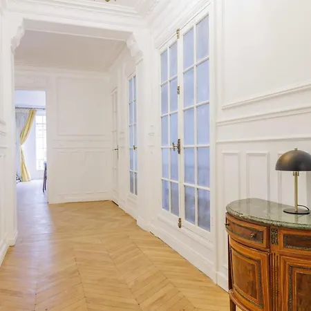 Luxurious 8p4br - Champs Elysees