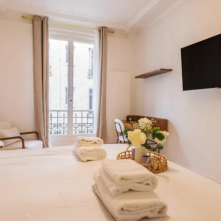 Luxurious 8p4br - Champs Elysees *