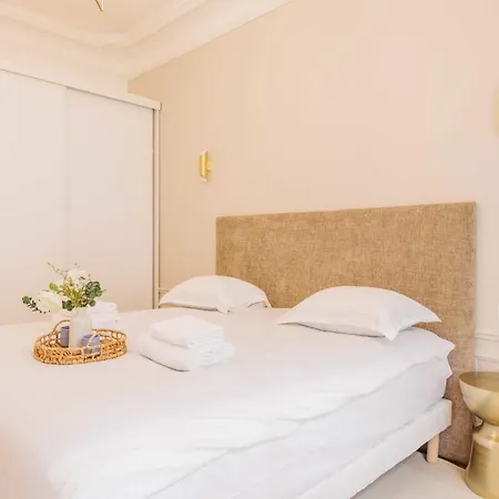Luxurious 8p4br - Champs Elysees *
